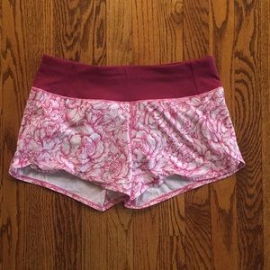 LULULEMON SPEED UP SHORTS